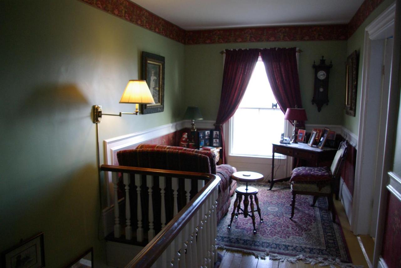 A Seafaring Maiden Bed And Breakfast Granville Ferry エクステリア 写真